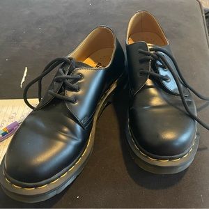 Dr. Martens 1461 3-Eye Leather Oxford Shoe for Men & Women